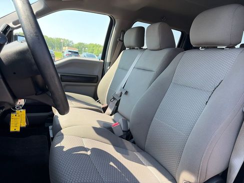 Used 2017 Ford F150 XLT AWD/4WD image 16