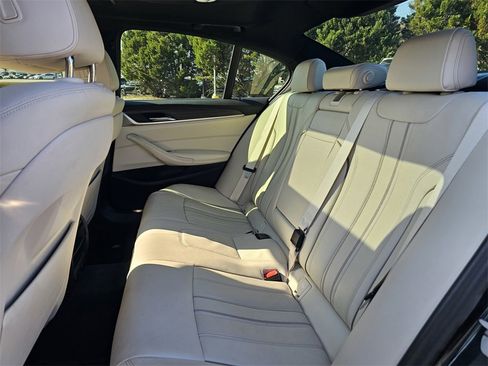 Used 2017 BMW 530i 530i image 19