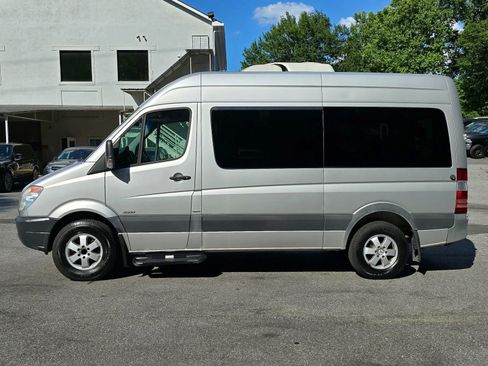 Used 2012 Mercedes-Benz Sprinter 2500 image 6