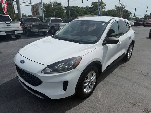 Used 2022 Ford Escape SE FWD image 8