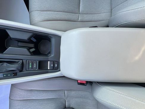 Used 2024 Honda Accord EX image 23