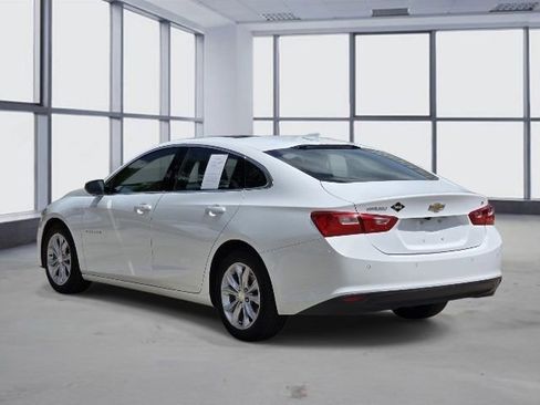 Used 2024 Chevrolet Malibu LT FWD image 4