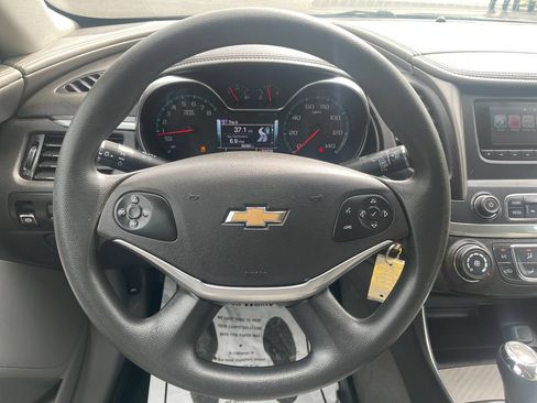 Used 2016 Chevrolet Impala LS FWD image 26