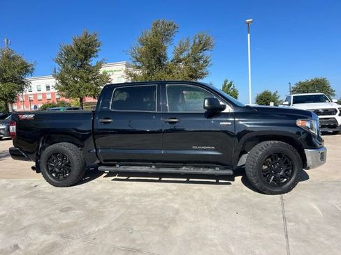 Used 2021 Toyota Tundra SR5 RWD image 2