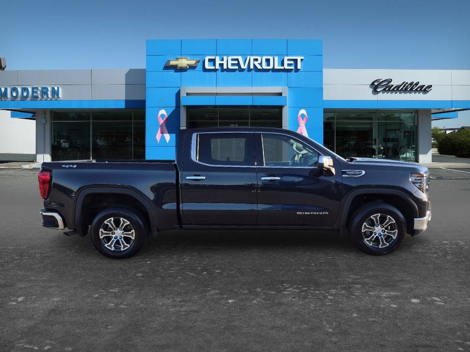 Used 2025 GMC Sierra 1500 SLT AWD/4WD image 6