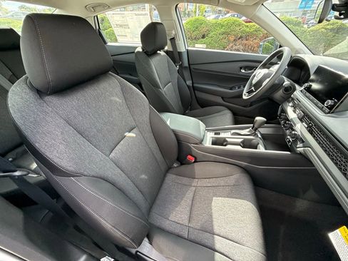 Certified 2025 Honda Accord SE image 41