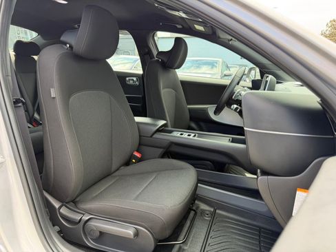Used 2024 Hyundai Ioniq 6 SE image 32