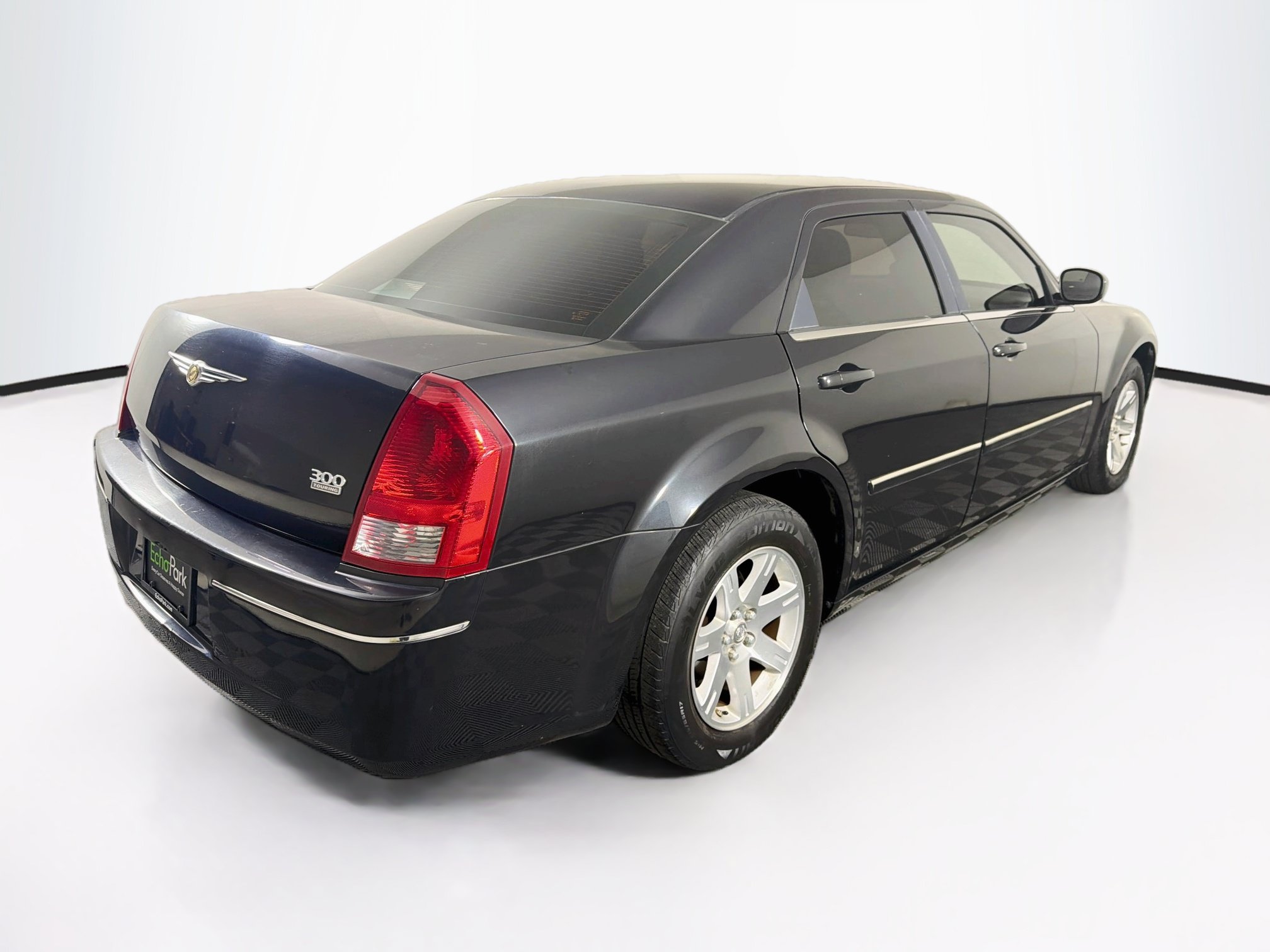 Used 2007 Chrysler 300 Touring RWD image 9