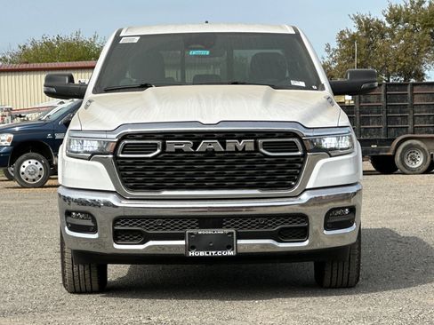 New 2026 RAM 1500 4x4 Crew Cab image 8