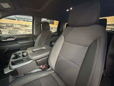 New 2026 Chevrolet Silverado 1500 LT image 12