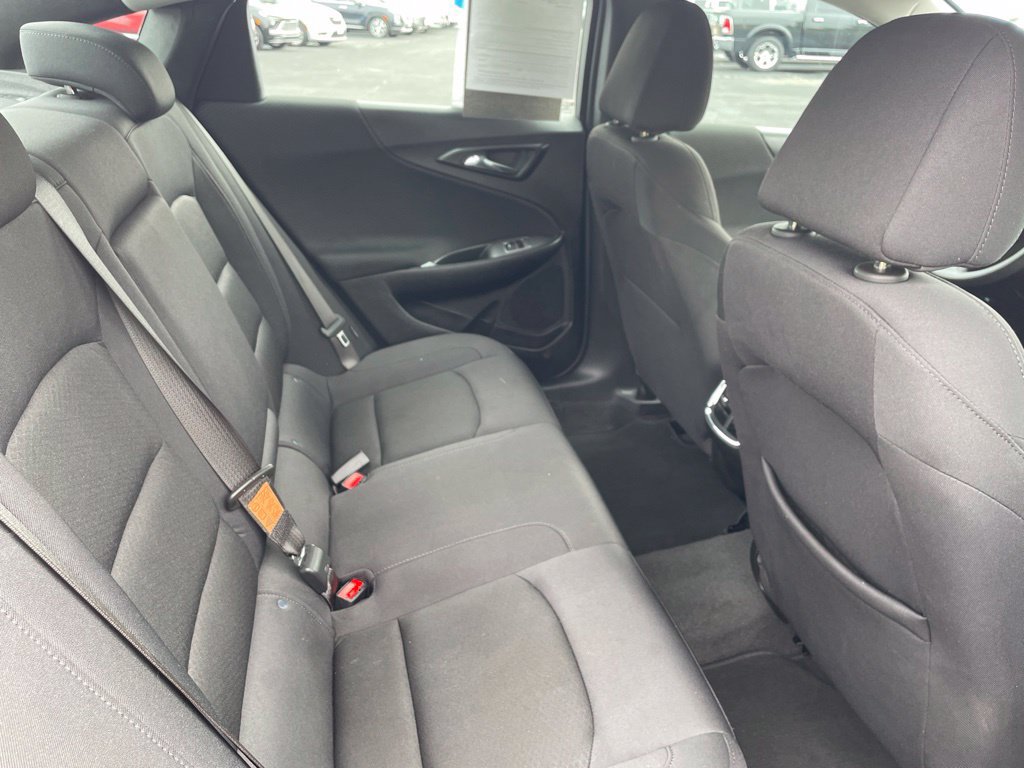Used 2025 Chevrolet Malibu LT FWD image 24