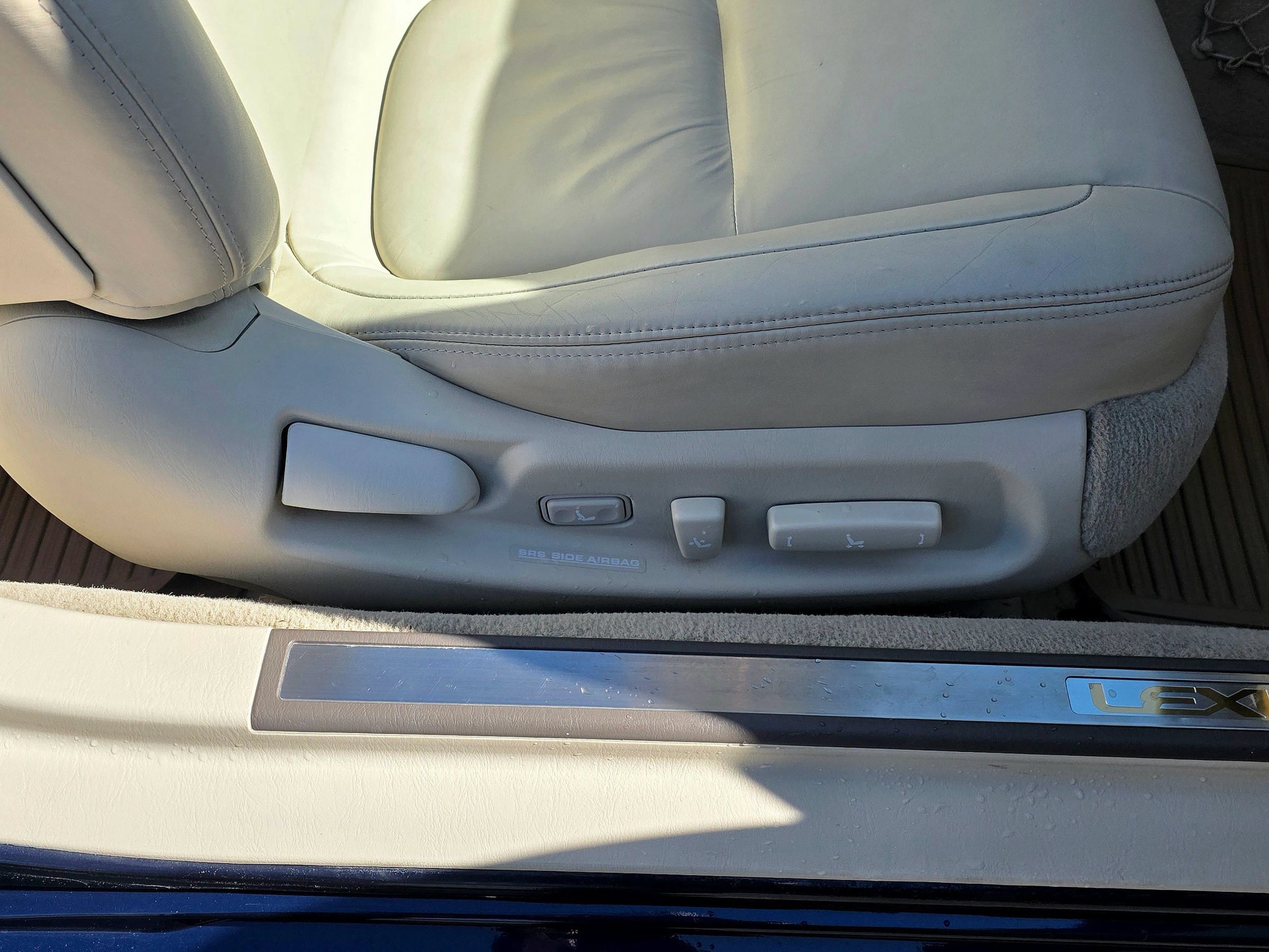 Used 2005 Lexus SC 430 Convertible RWD image 49