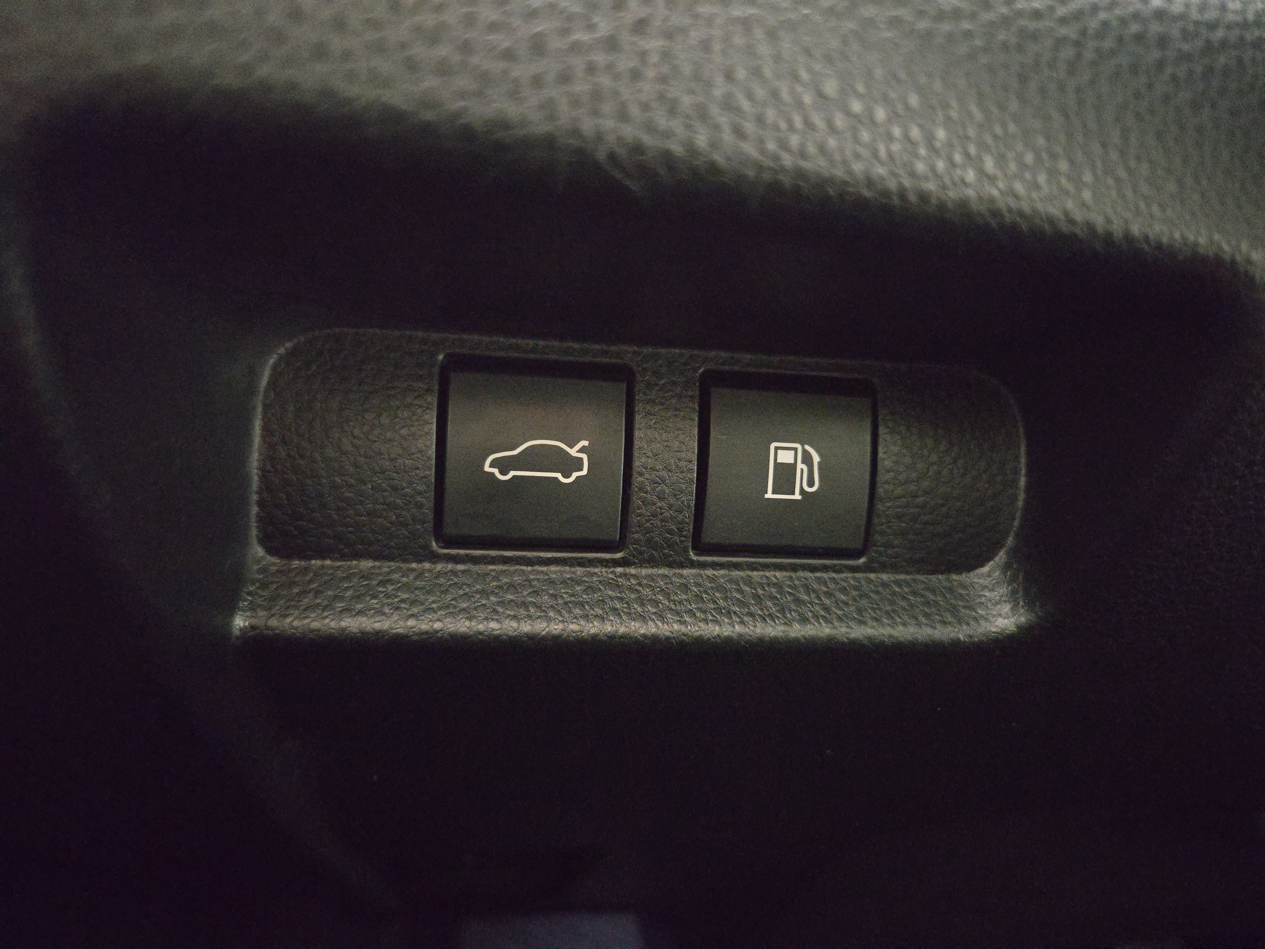 Used 2024 Toyota Crown AWD/4WD image 26