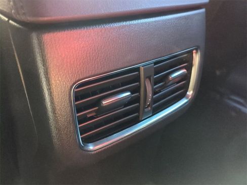 Certified 2022 MAZDA CX-5 Signature image 26