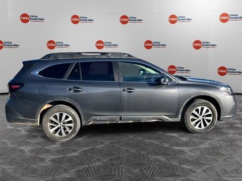 Used 2021 Subaru Outback Premium image 8