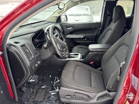 Used 2021 Chevrolet Colorado LT w/ Safety Package image 11