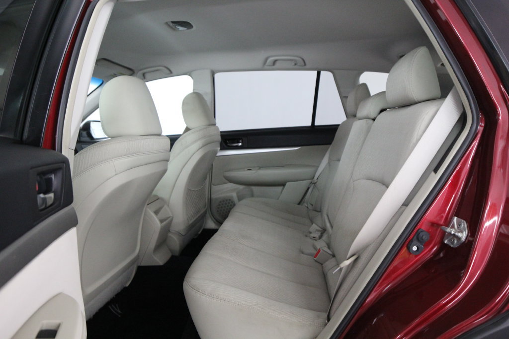 Used 2011 Subaru Outback 2.5i Premium w/ Protection Pkg 1A AWD/4WD image 38