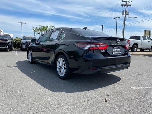 Used 2023 Toyota Camry LE FWD image 5