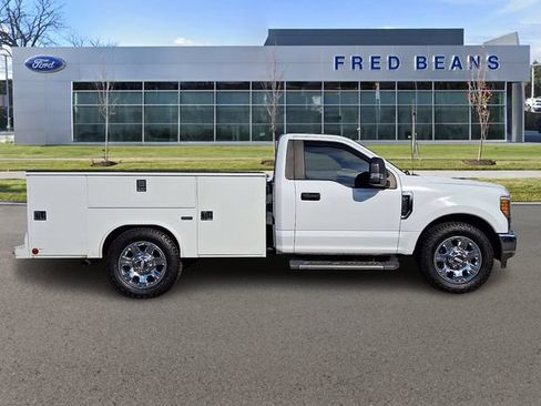 Used 2017 Ford F350 XL w/ Power Equipment Group RWD image 9