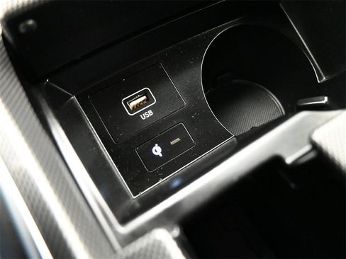 Used 2023 Hyundai Santa Fe SEL image 14