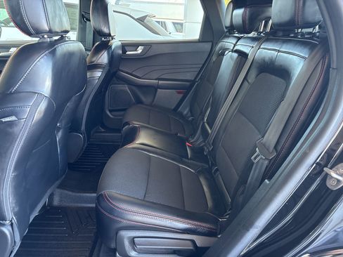 Used 2023 Ford Escape ST-Line Elite image 12