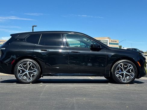 Used 2024 BMW iX xDrive50 w/ Sport Package AWD/4WD image 3