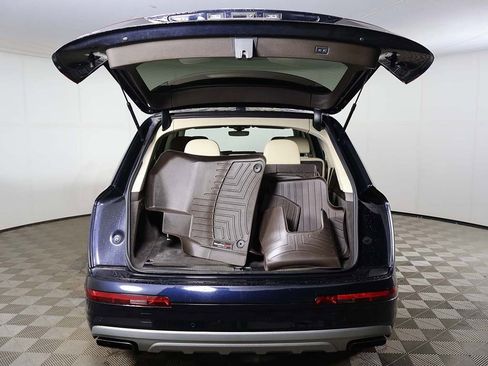 Used 2017 Audi Q7 3.0T Premium Plus w/ Premium Plus Package image 17