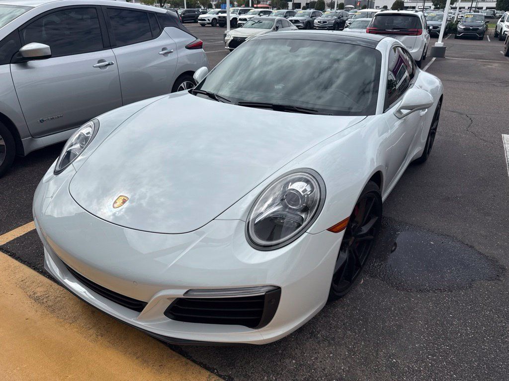 Used 2018 Porsche 911 Carrera S RWD image 2