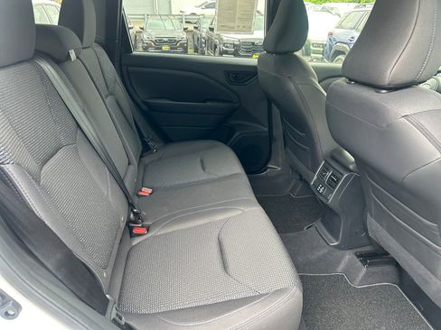 Certified 2025 Subaru Forester Premium AWD/4WD image 31