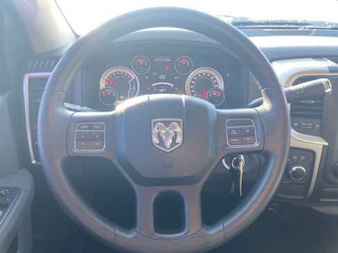 Used 2013 RAM 1500 Classic SLT w/ Premium Display Pkg image 9