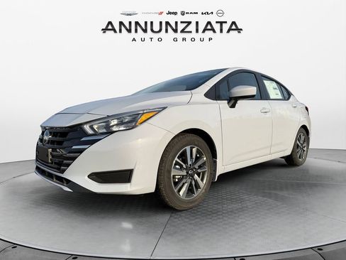 New 2025 Nissan Versa SV w/ Trunk Package FWD image 1