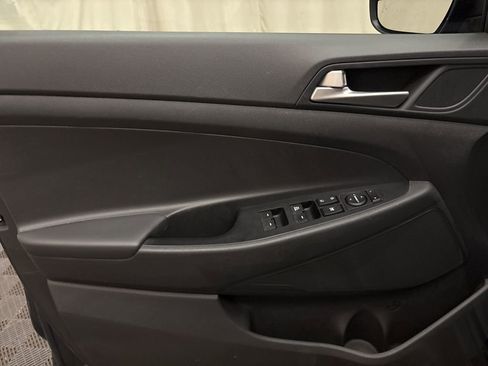 Used 2020 Hyundai Tucson SE image 9