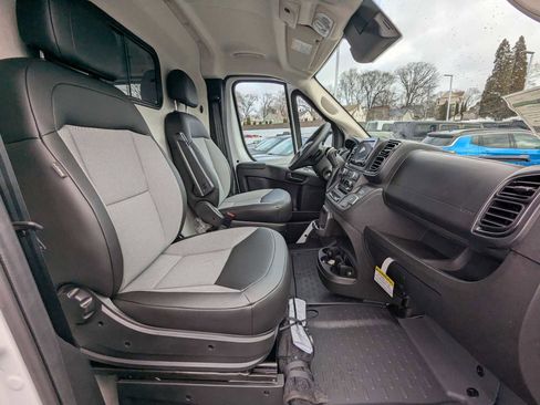 New 2026 RAM ProMaster 2500 w/ Convenience Group FWD image 20