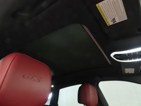 Used 2022 Porsche Macan GTS image 19