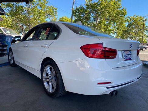 Used 2017 BMW 330i Sedan RWD image 10