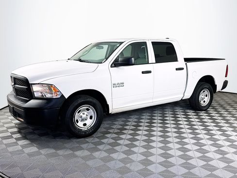 Used 2018 RAM 1500 Tradesman w/ Popular Equipment Group RWD image 4