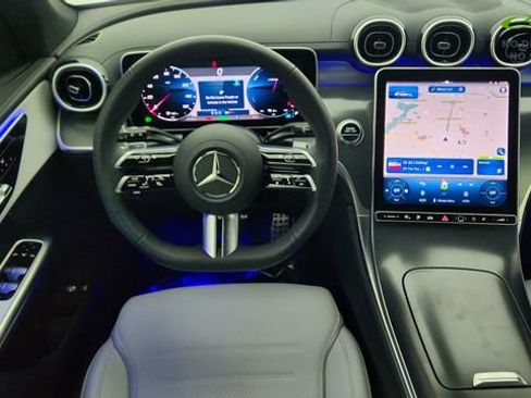 Used 2025 Mercedes-Benz GLC 350e 4MATIC w/ AMG Line image 38