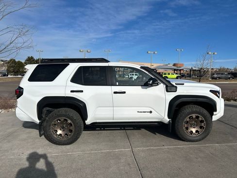 Used 2025 Toyota 4Runner Trailhunter image 6