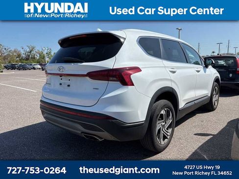 Certified 2022 Hyundai Santa Fe SE w/ Cargo Package image 3