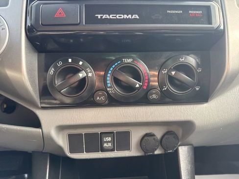 Used 2015 Toyota Tacoma 4x4 Double Cab image 21