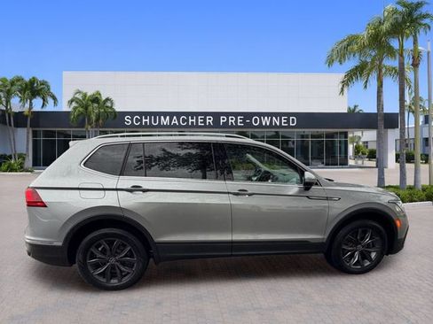Used 2023 Volkswagen Tiguan SE FWD image 8