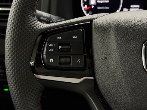 New 2026 Honda Ridgeline Black Edition image 17