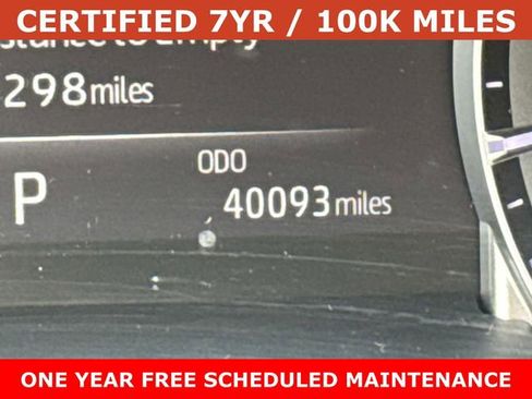 Used 2023 Toyota Highlander XLE AWD/4WD image 29