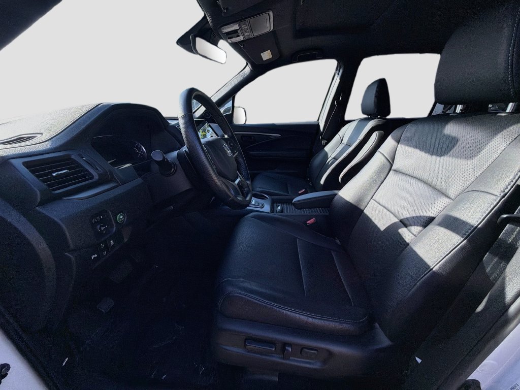 Used 2023 Honda Passport EX-L image 18