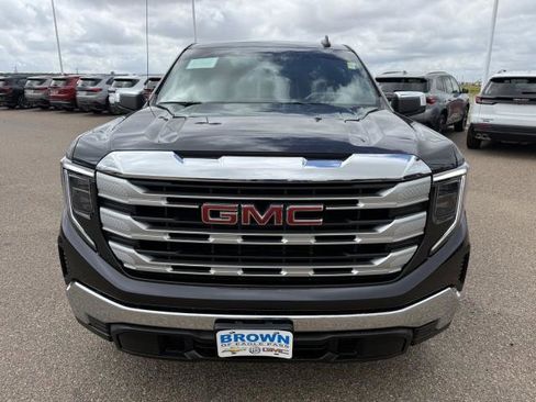 Used 2023 GMC Sierra 1500 SLE RWD image 4