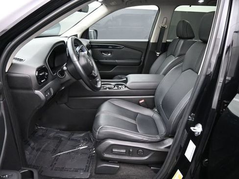 Used 2023 Honda Pilot Touring image 29