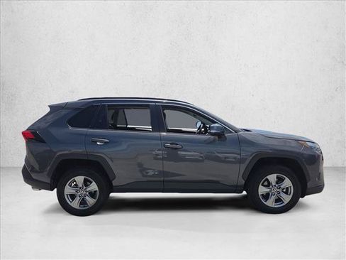 Used 2024 Toyota RAV4 XLE FWD image 4