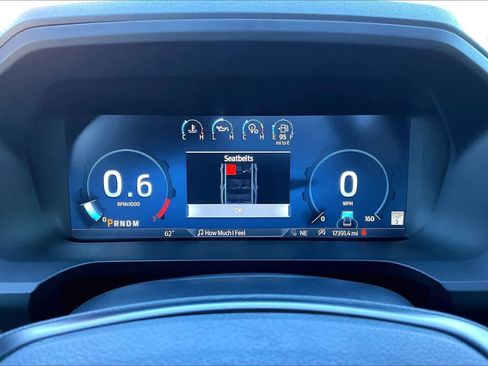 Used 2024 Ford Expedition Platinum image 26