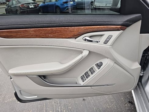 Used 2010 Cadillac CTS Luxury image 14