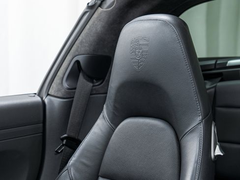 Certified 2019 Porsche 911 Targa 4S image 18